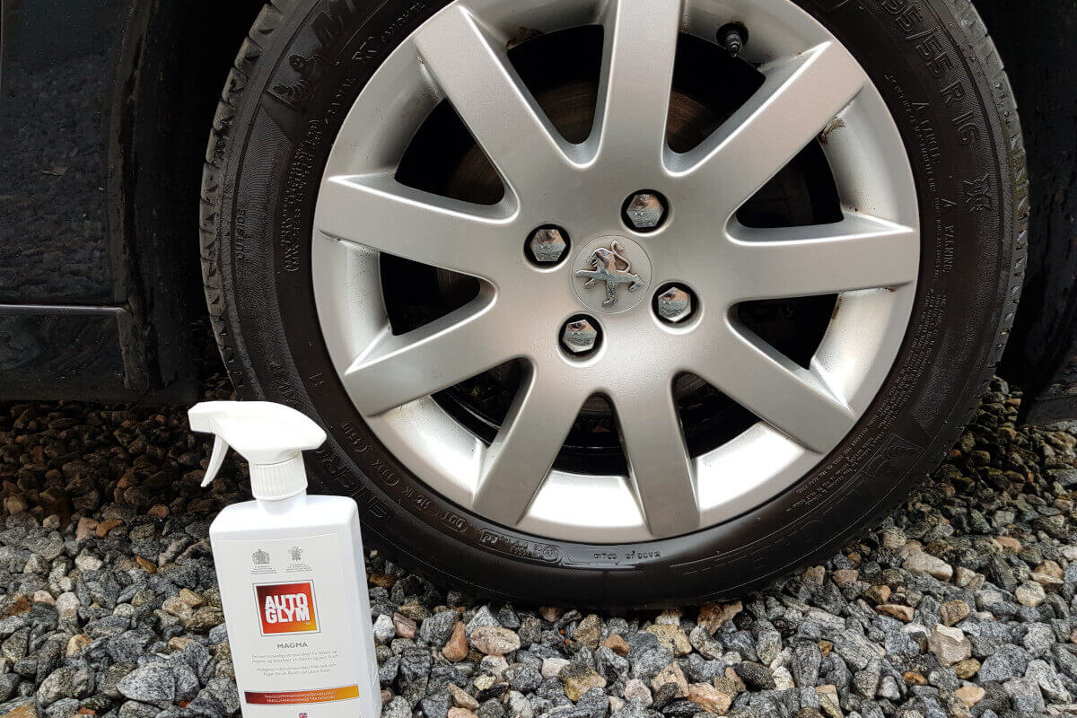 Guide: 5 tips for a summer-ready car